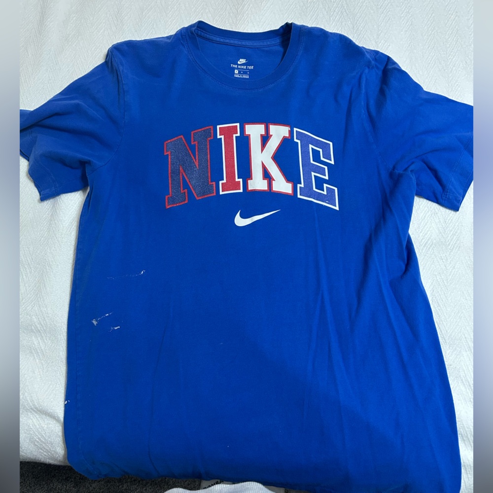 Nike men’s t shirt